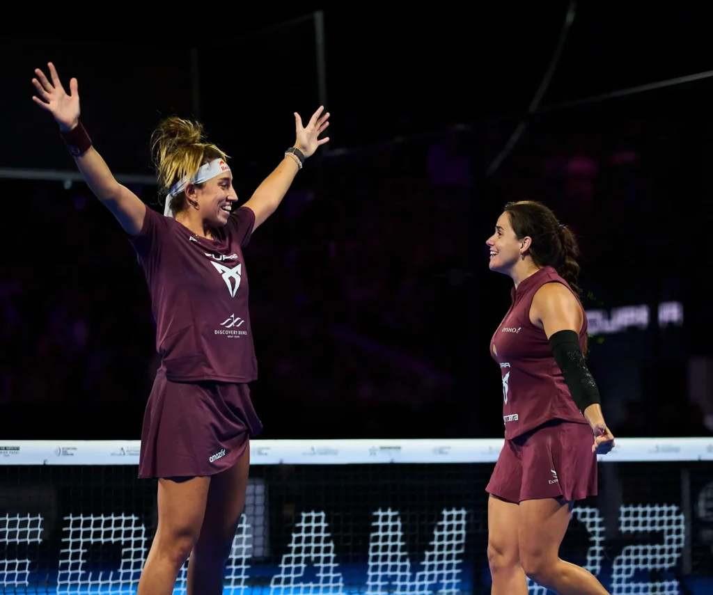 González and Josemaría after securing passage to the final of the Rotterdam P2 2026 | PHOTOGRAPH BY PREMIER PADEL