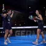 Martina Calvo y Claudia Fernández celebrando la victoria del P2 de Düsseldorf