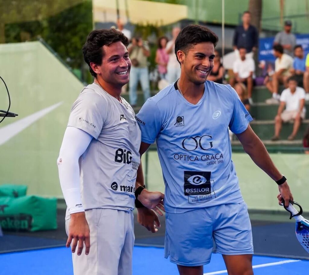 Peu Araújo e Pedro Graça após vencerem o seu primeiro FIP Silver do ano 2 Peu Araújo e Pedro Graça na final do FIP Silver, domingo, 13 de setembro | FOTOGRAFIA DAS REDES SOCIAIS DOS JOGADORES