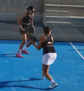 Julieta Bidahorria y Virginia Riera en la final del FIP Gold Ciudad de Sevilla 2026